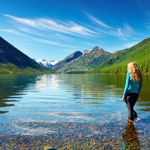 wewnętrzna integracja górskie jezioro kobieta